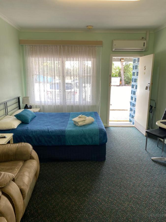 Paddle Steamer Motel Swan Hill Exterior foto